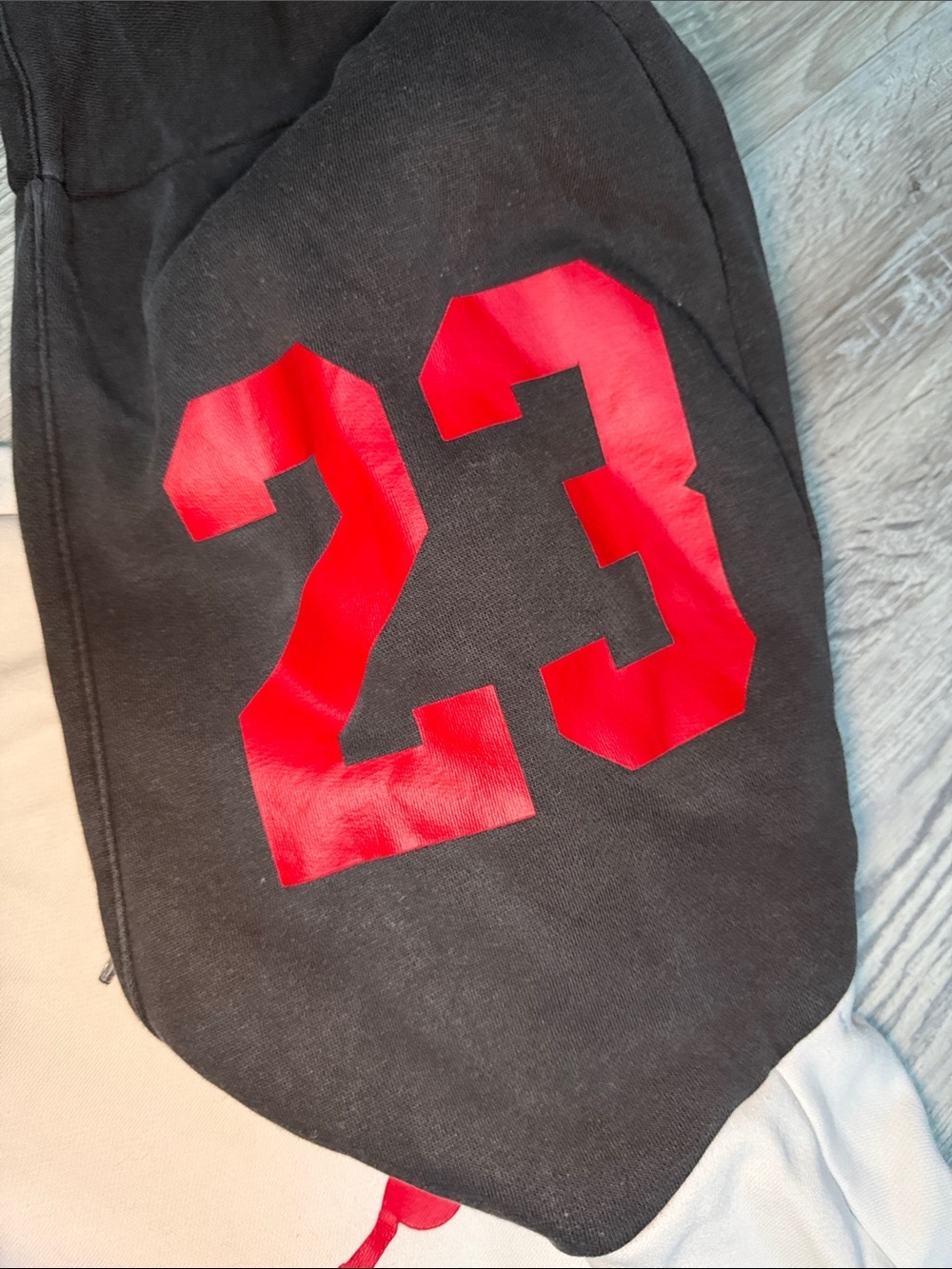 Jordan Men’s Brooklyn Fleece Pullover Hoodie in Black, White & Red Jumpman - Picture 7 of 8